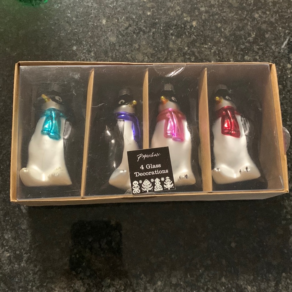 Paperchase. Set of 4 glass penguin ornaments.